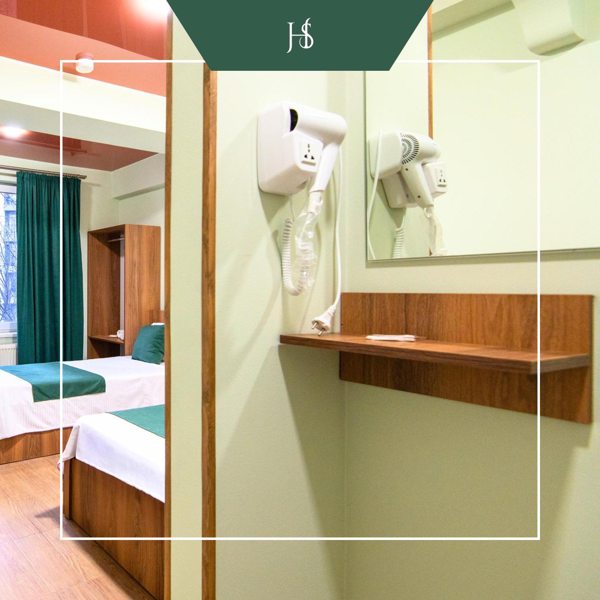 Hotel Serenity ティビリシ エクステリア 写真